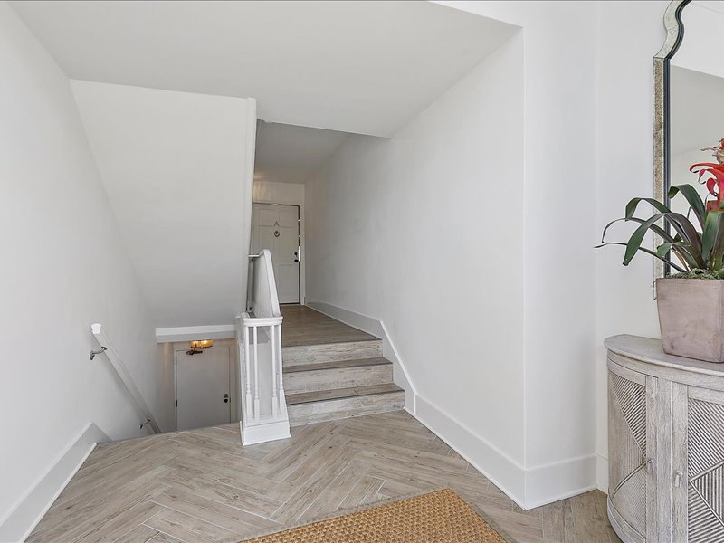 gallery images of property listing