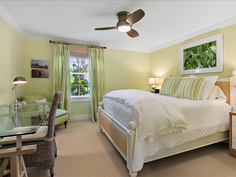 gallery images of property listing