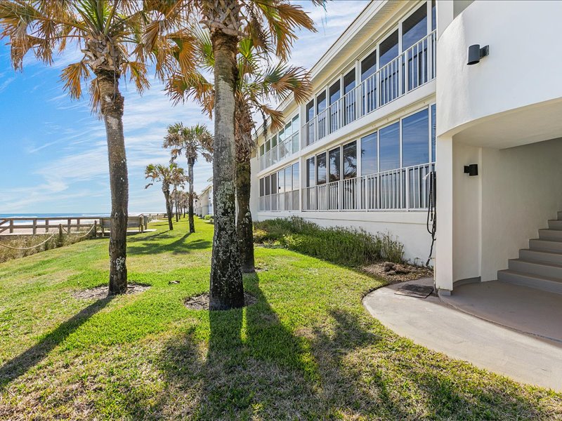 gallery images of property listing