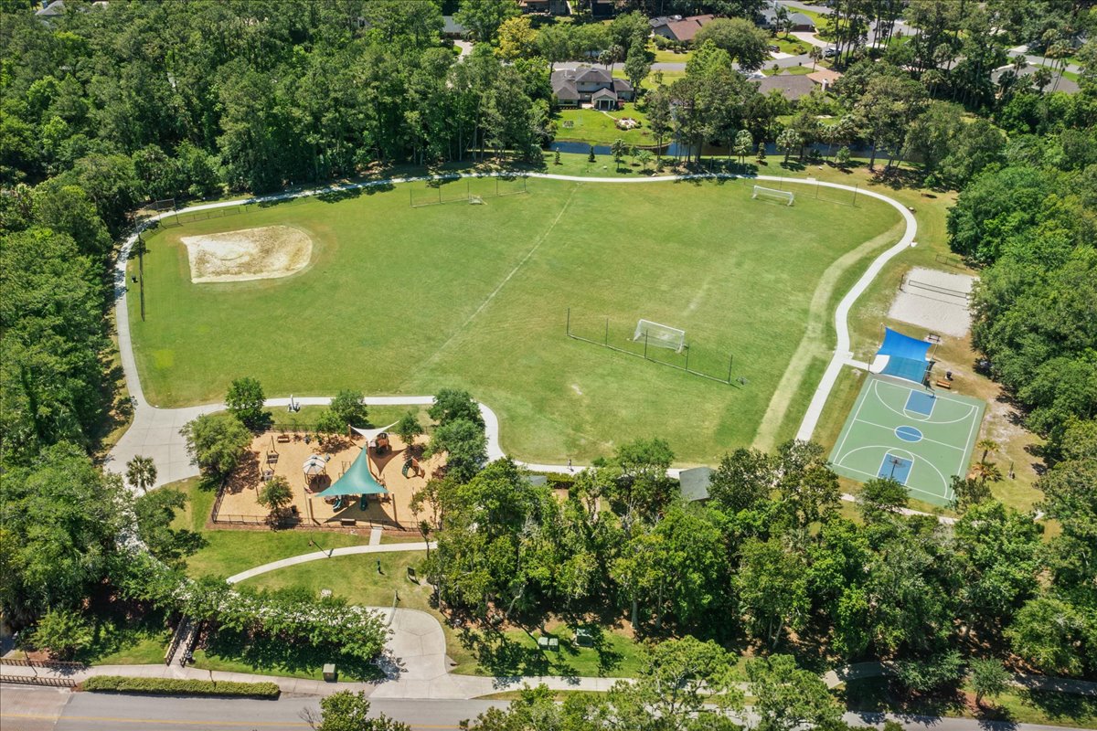 gallery images of property listing