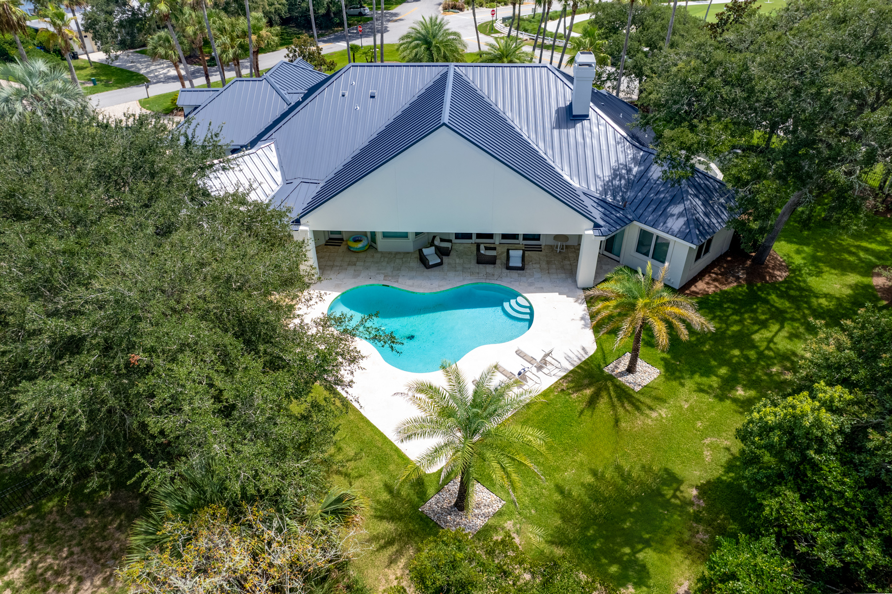 gallery images of property listing