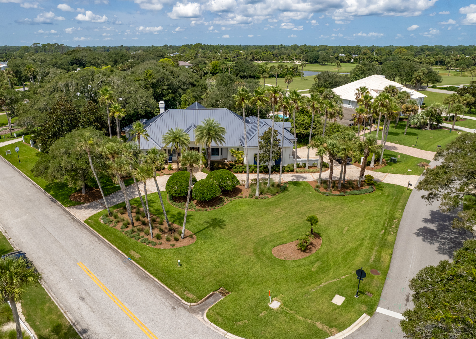 gallery images of property listing