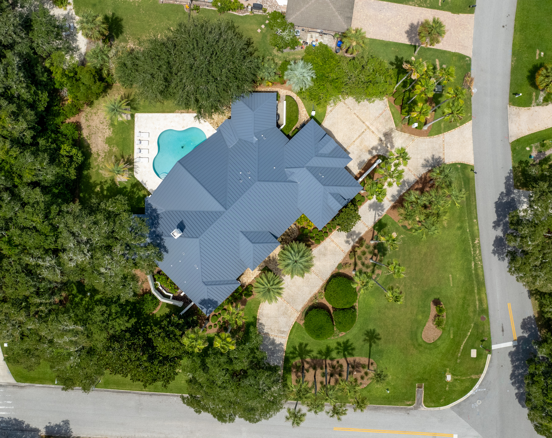 gallery images of property listing