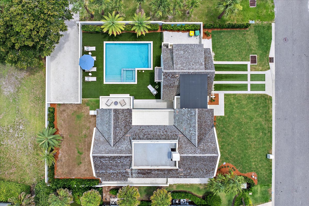 gallery images of property listing