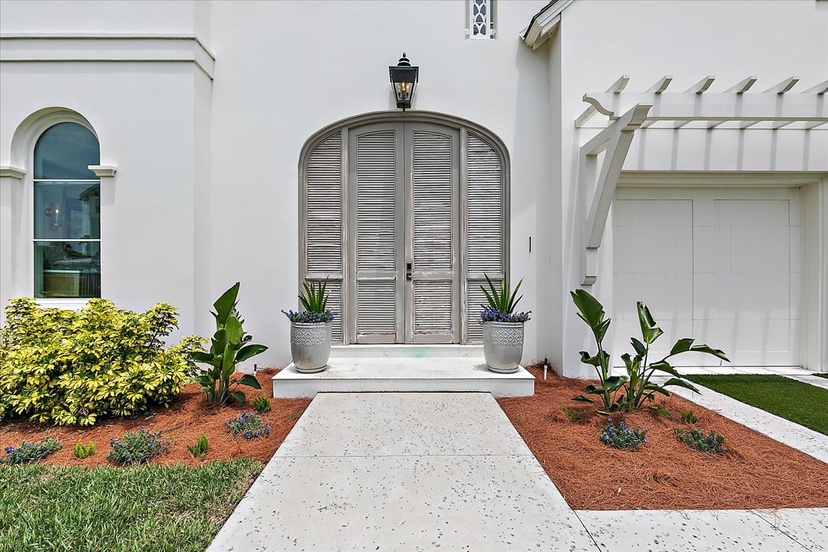gallery images of property listing