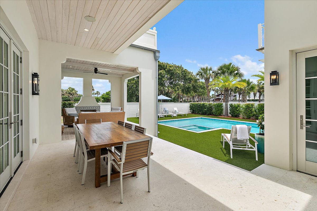 gallery images of property listing
