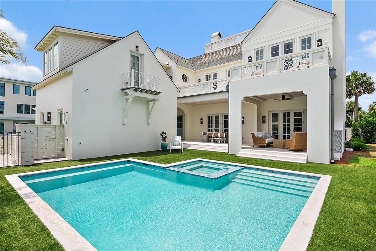 gallery images of property listing