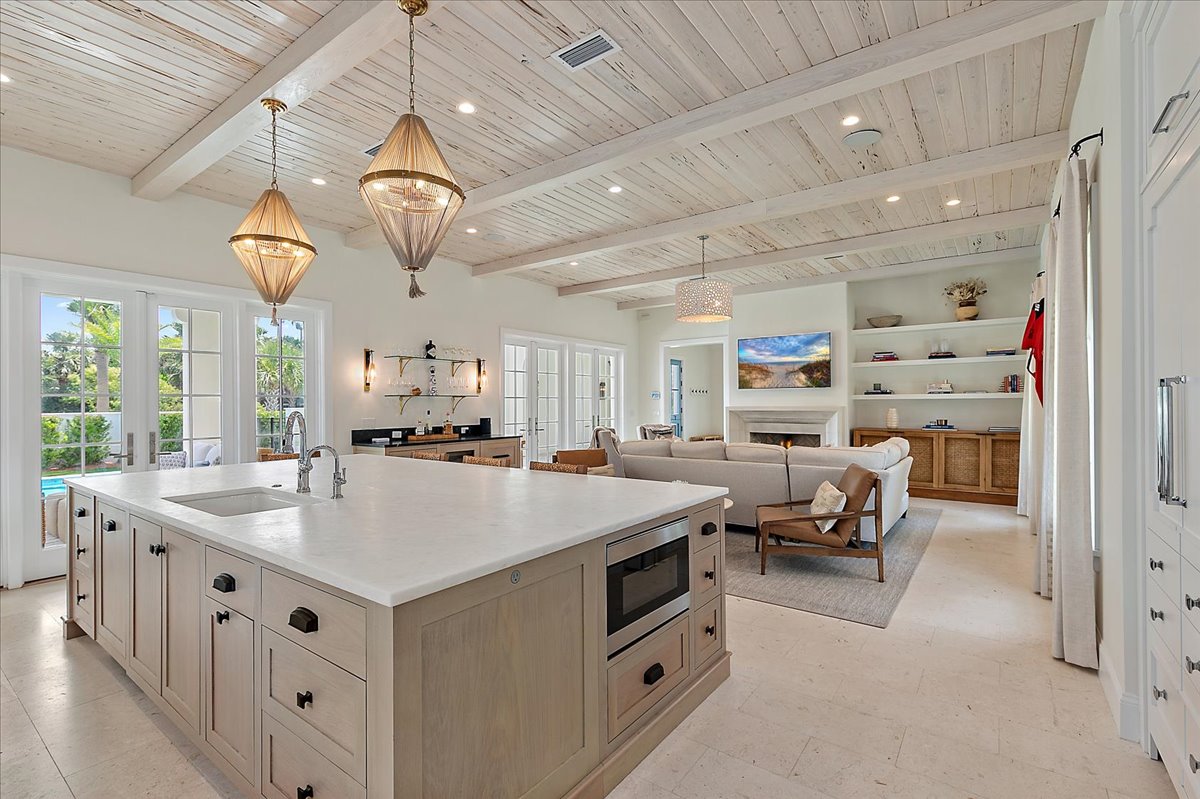 gallery images of property listing