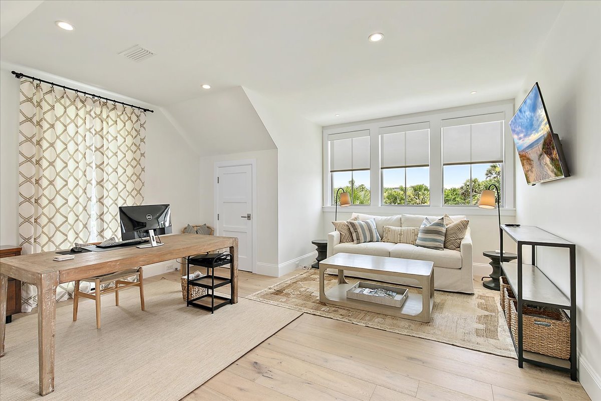 gallery images of property listing