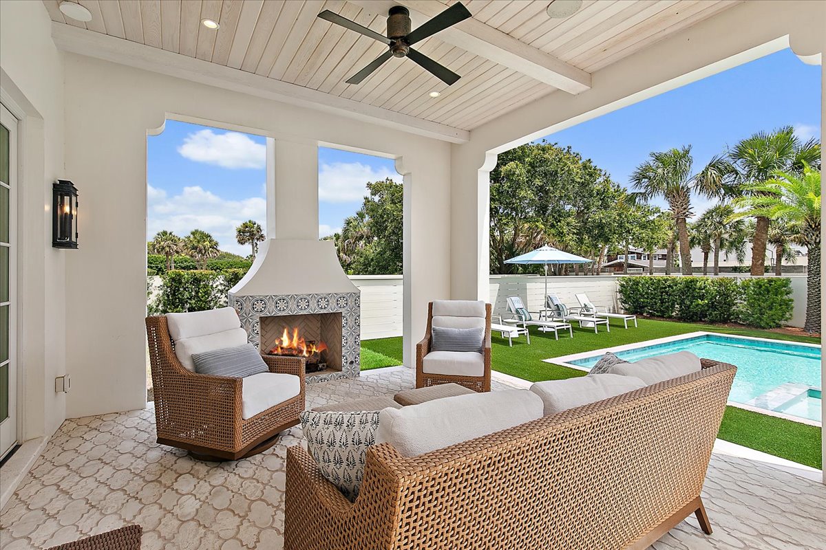 gallery images of property listing