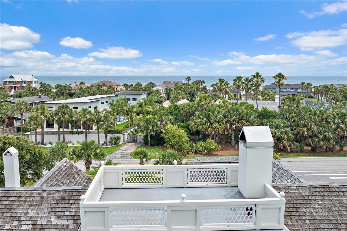 gallery images of property listing