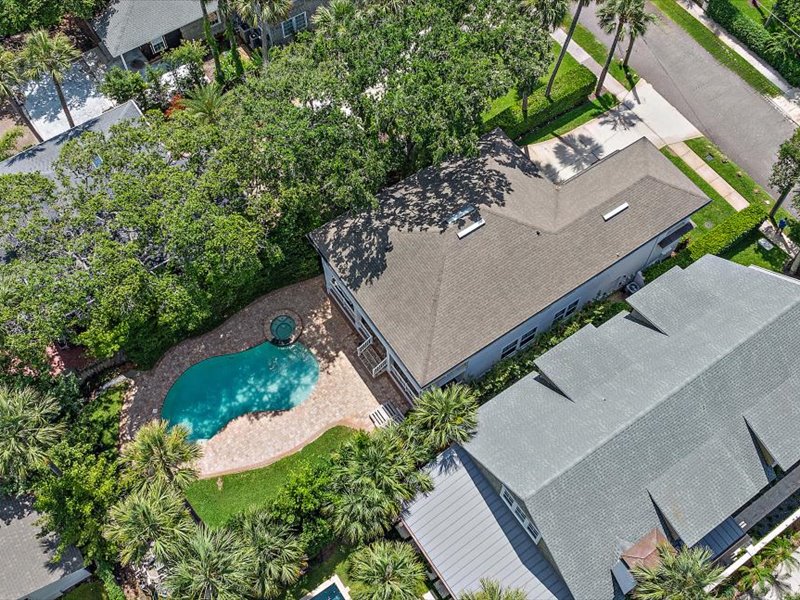 gallery images of property listing