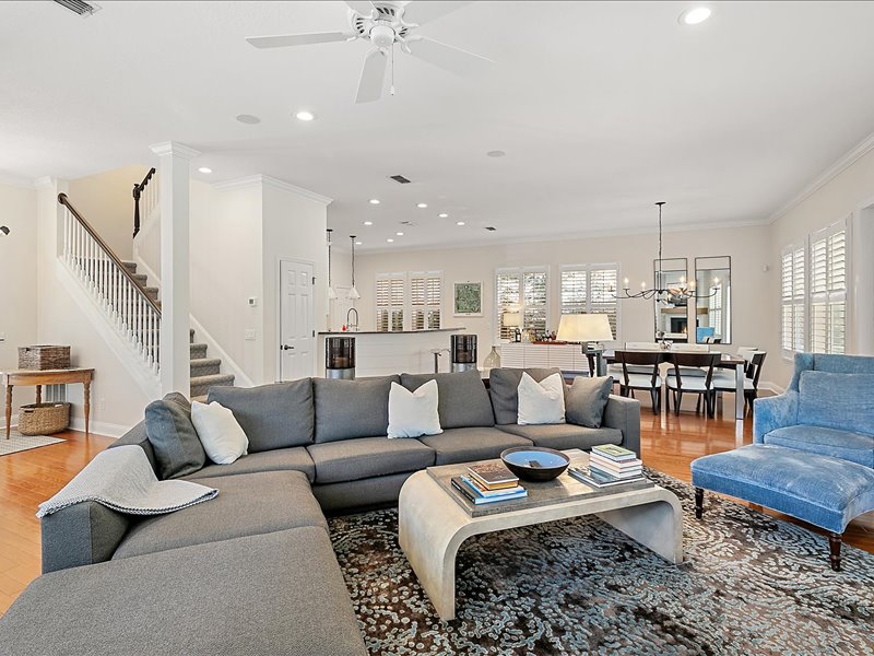gallery images of property listing