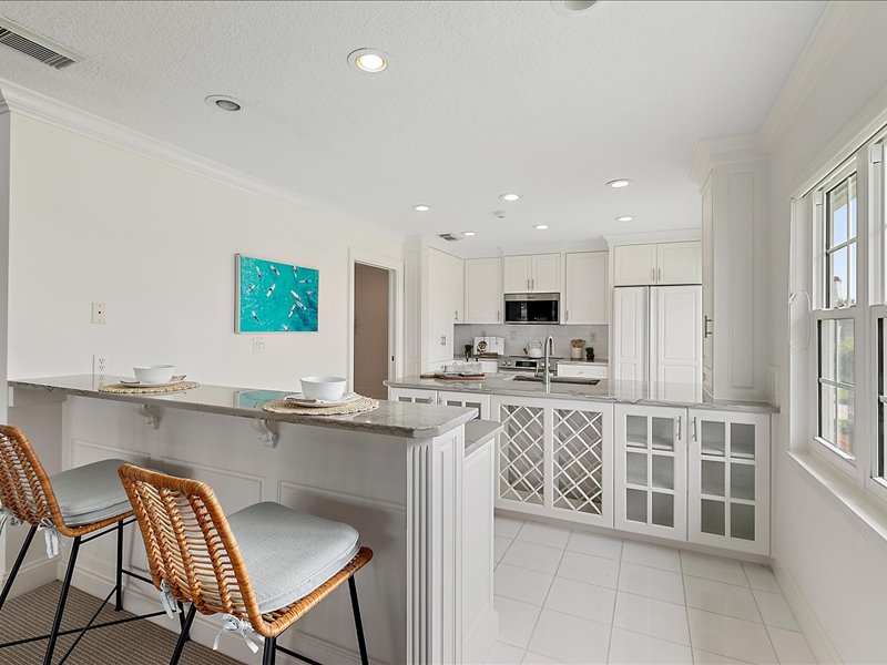 gallery images of property listing