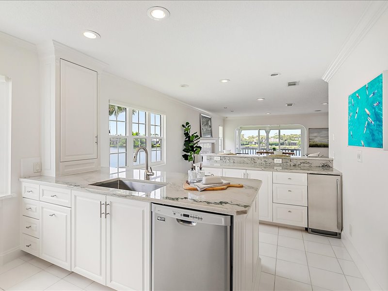 gallery images of property listing
