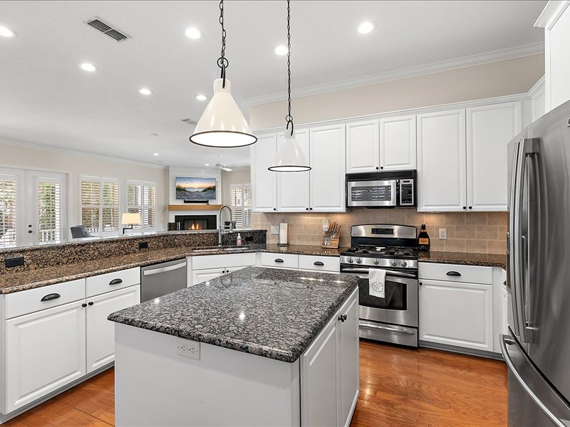 gallery images of property listing