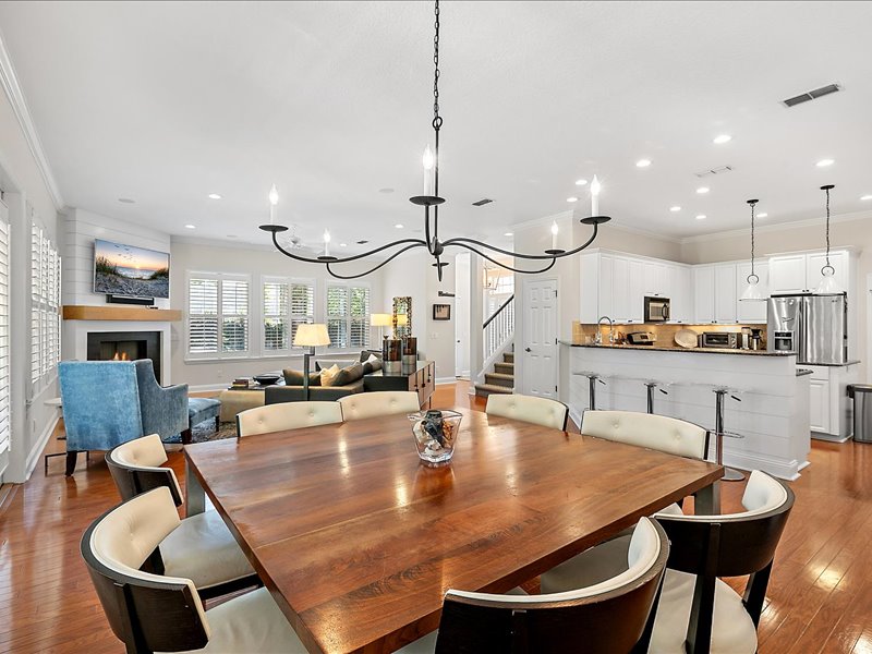 gallery images of property listing