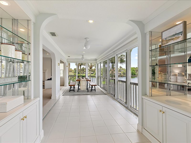 gallery images of property listing