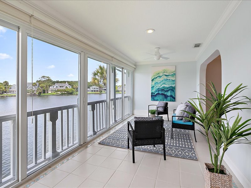 gallery images of property listing