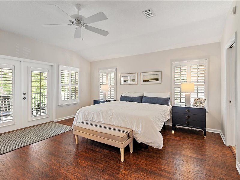 gallery images of property listing