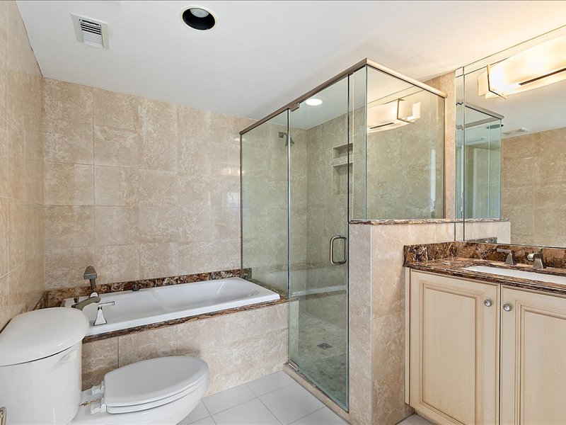 gallery images of property listing