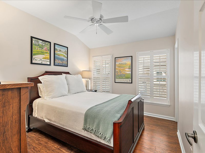 gallery images of property listing