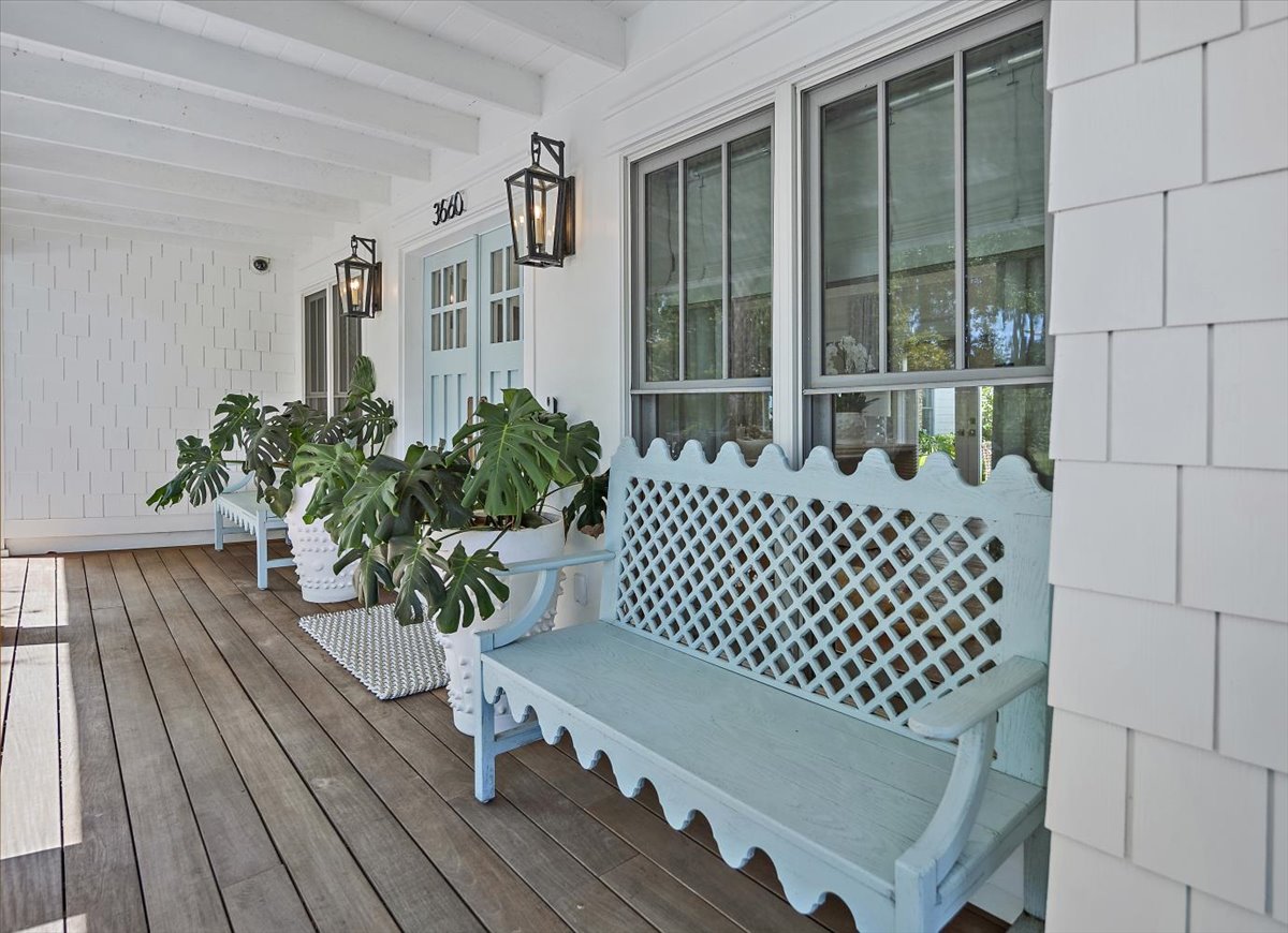 gallery images of property listing