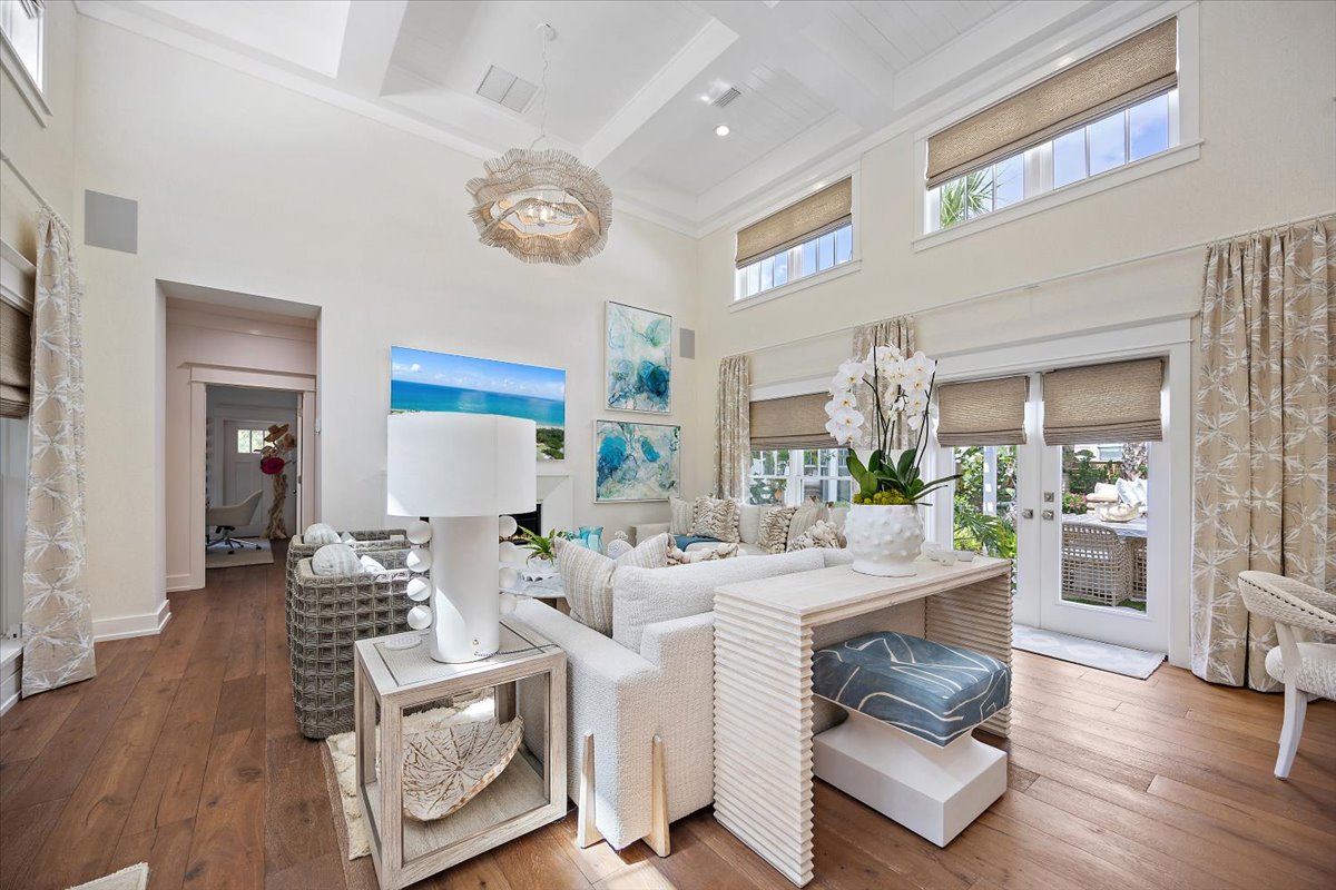 gallery images of property listing