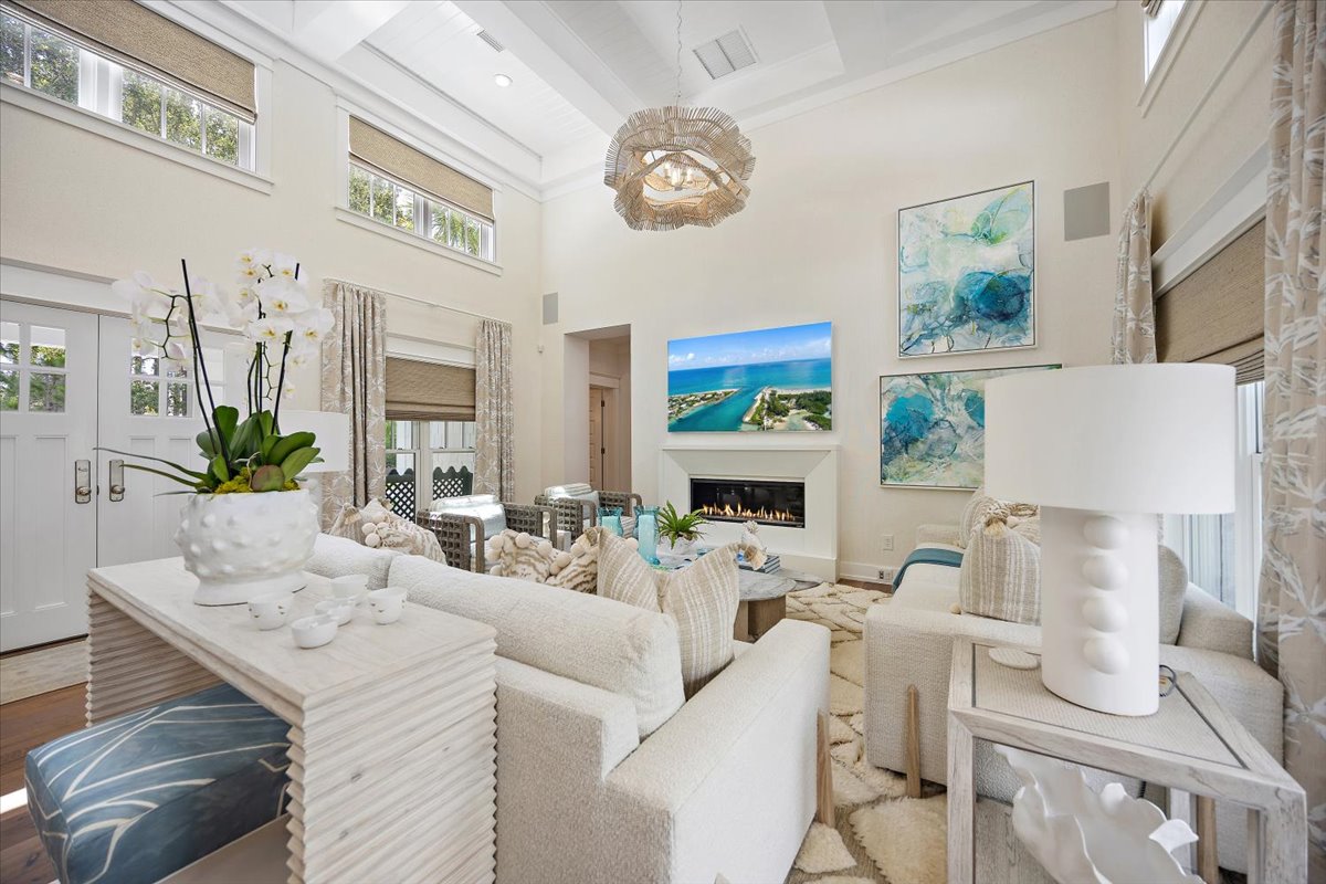 gallery images of property listing