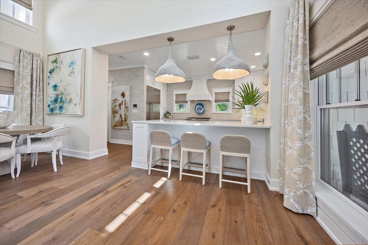 gallery images of property listing