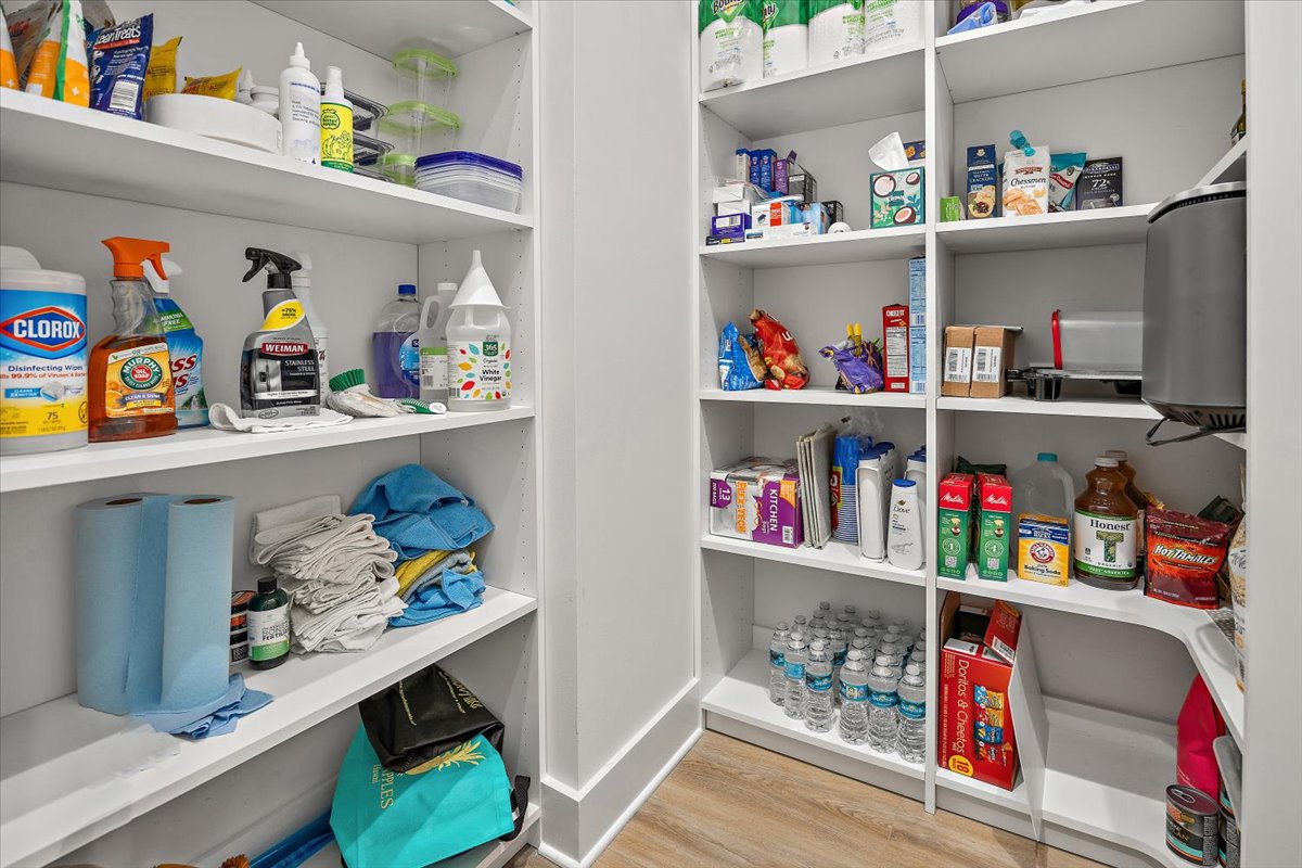 gallery images of property listing