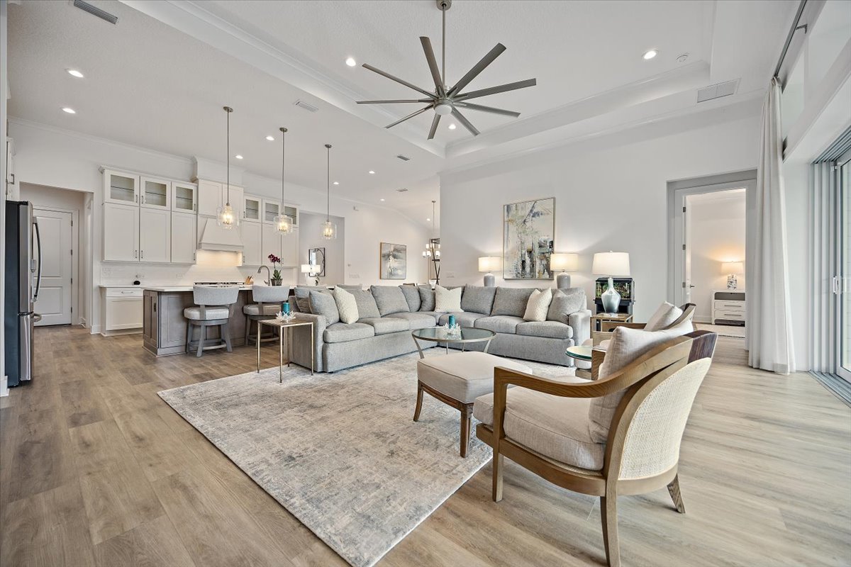 gallery images of property listing