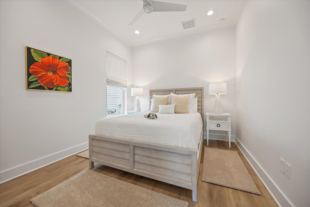gallery images of property listing