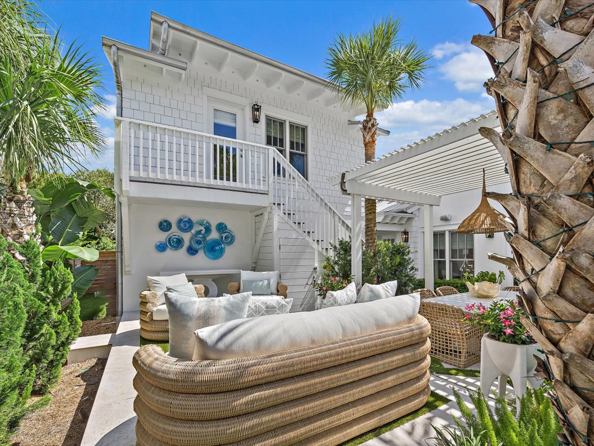 gallery images of property listing