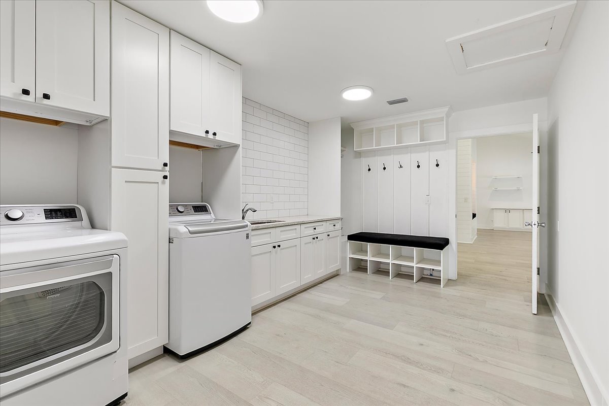 gallery images of property listing