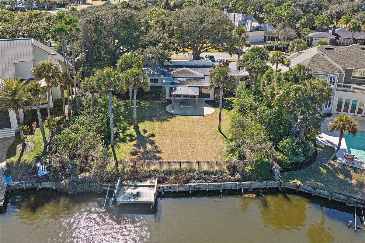 gallery images of property listing