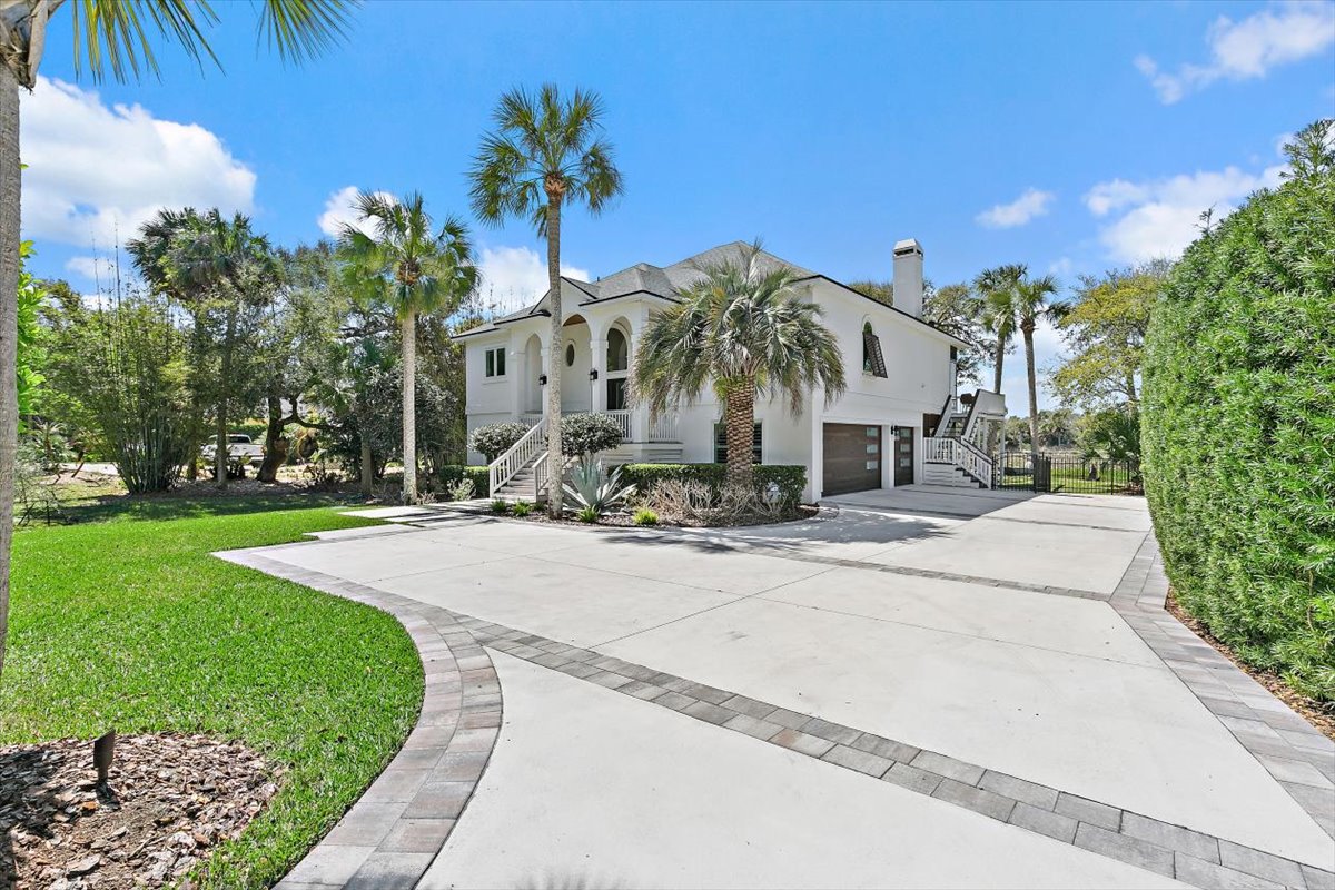 gallery images of property listing