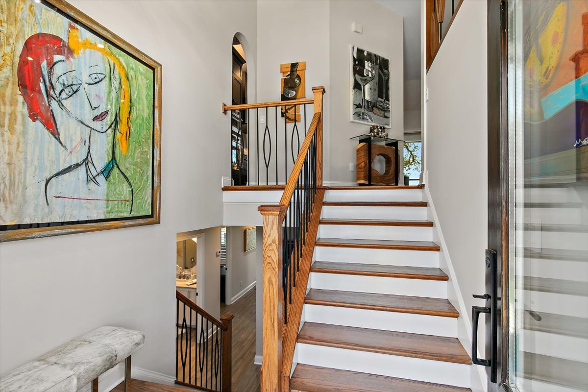 gallery images of property listing