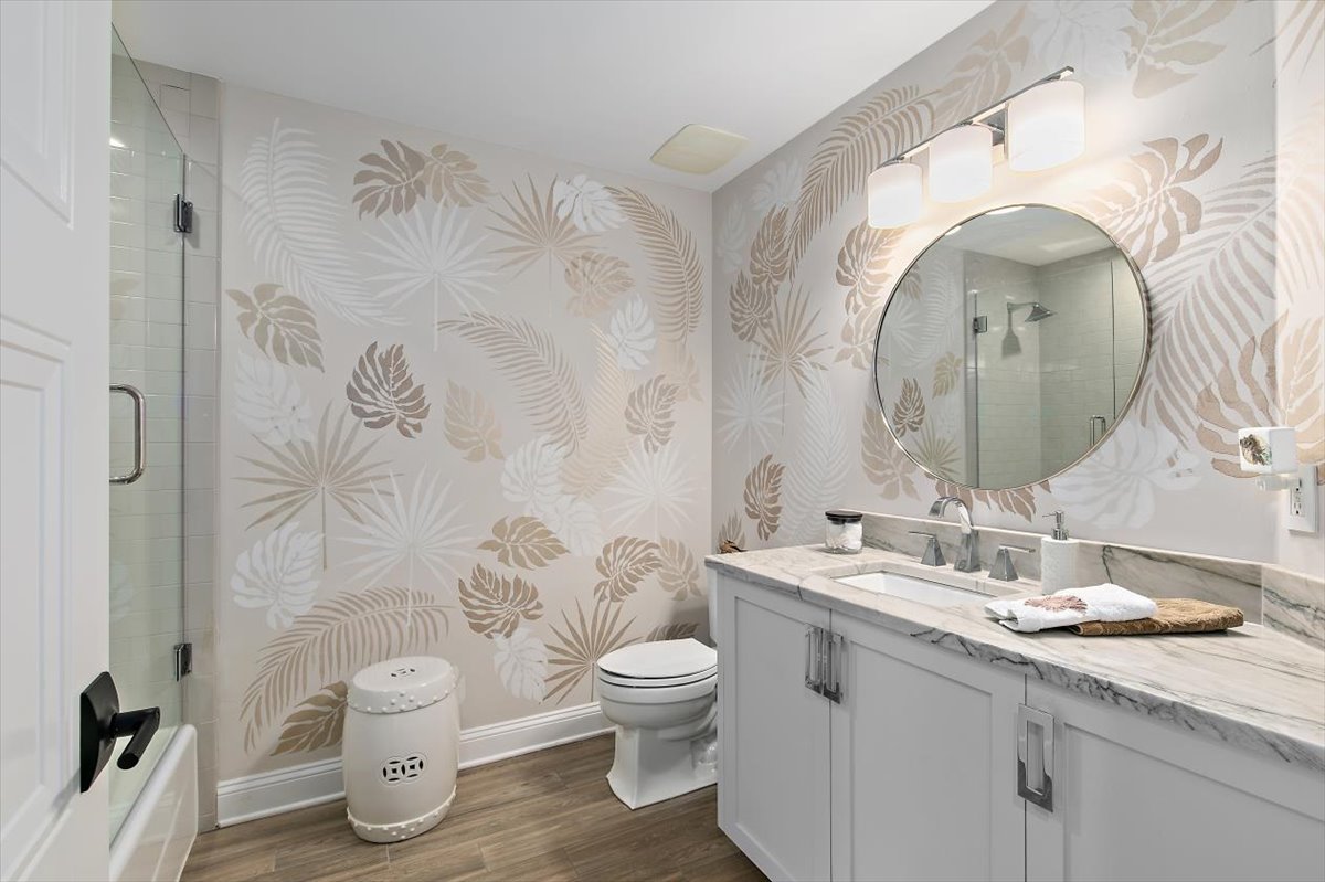 gallery images of property listing