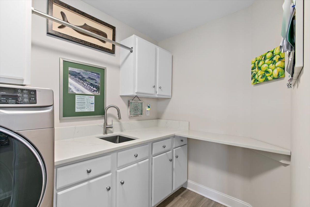 gallery images of property listing
