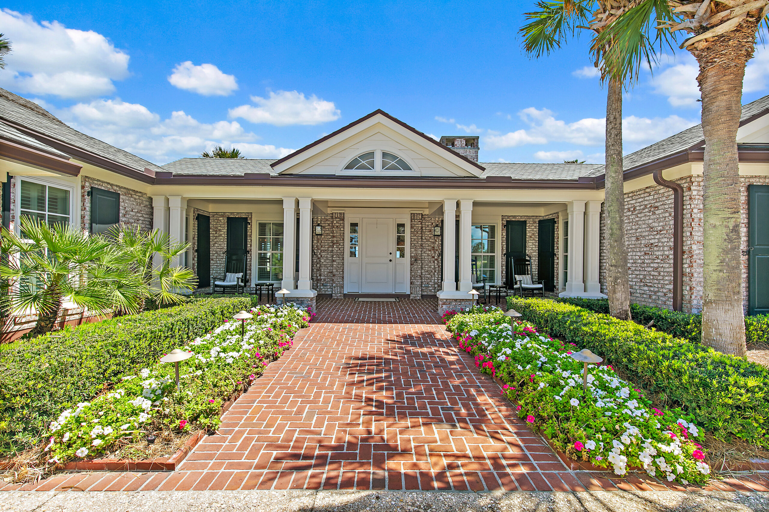 gallery images of property listing