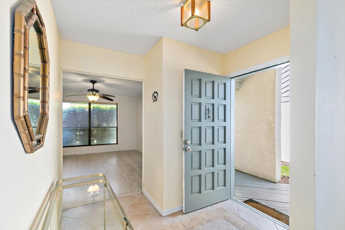 gallery images of property listing
