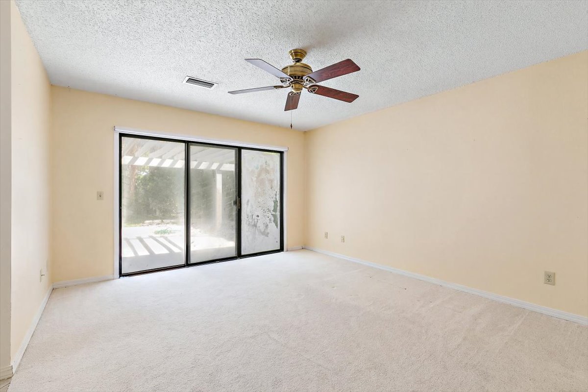 gallery images of property listing
