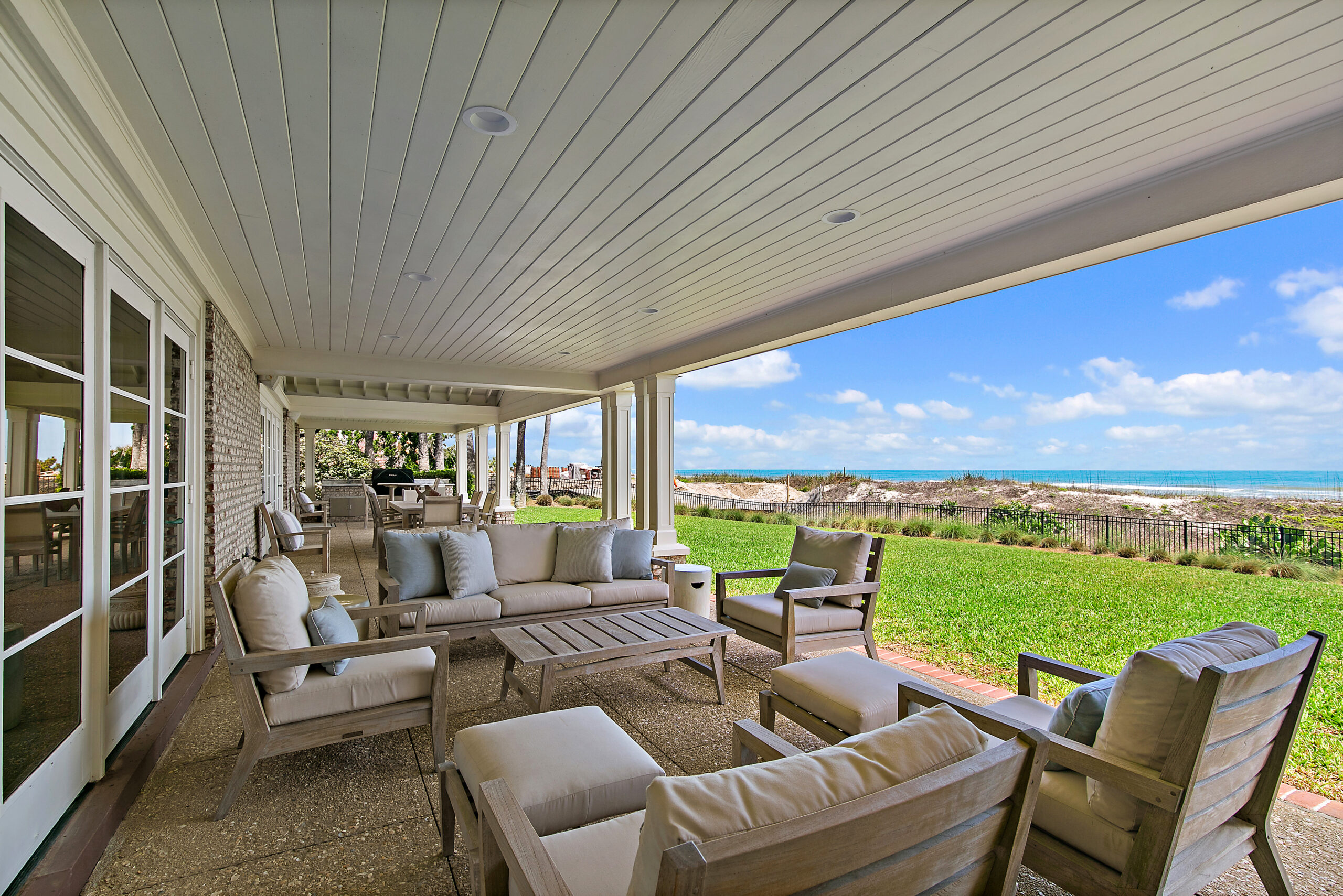 gallery images of property listing