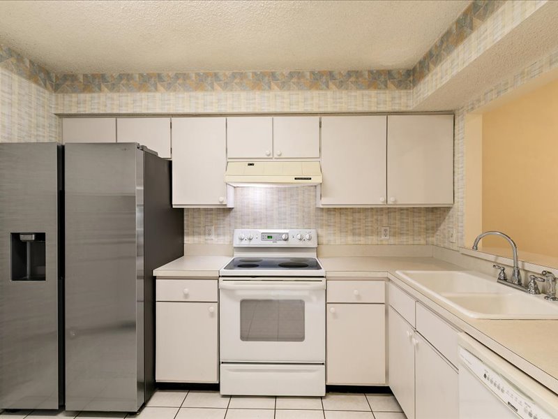 gallery images of property listing