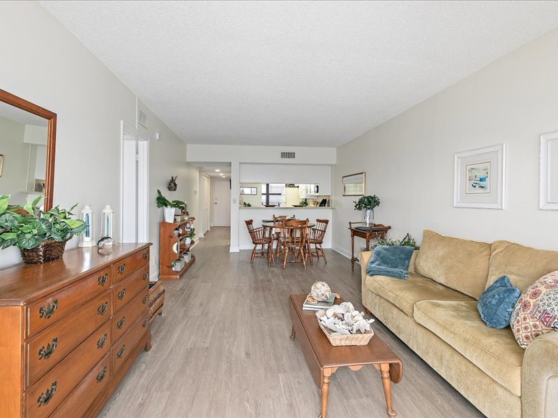 gallery images of property listing