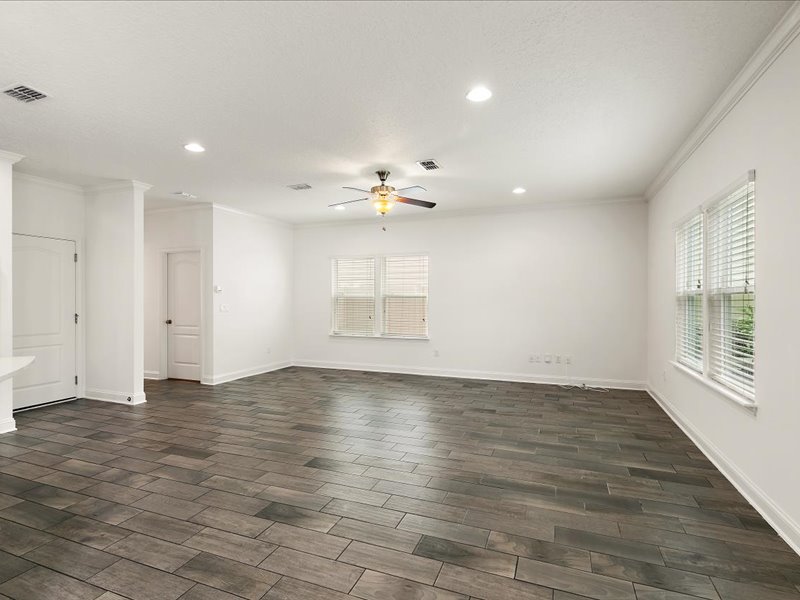 gallery images of property listing