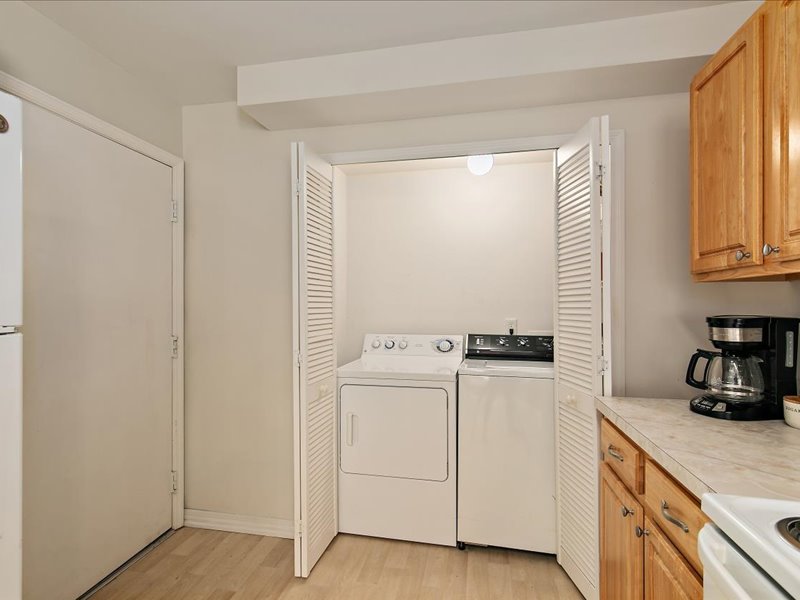 gallery images of property listing