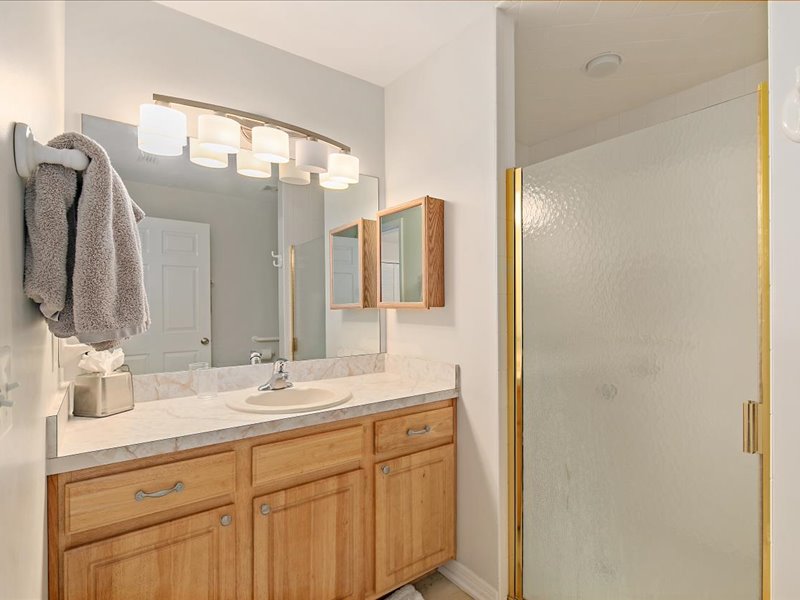gallery images of property listing