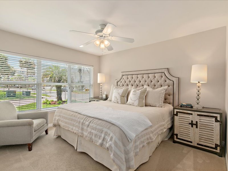 gallery images of property listing